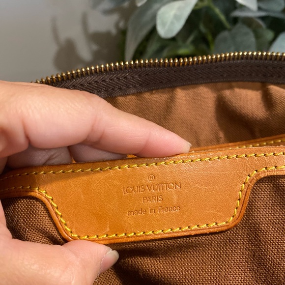 Authentic Louis Vuitton Travel Bag - Picture 5 of 7